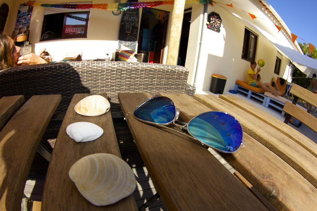 Auberge de jeunesse Oporto Surf Camp à Esmoriz Extérieur photo